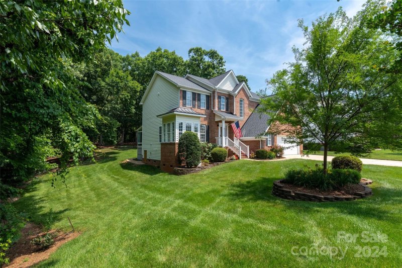 Property image 5 at 10731 Persimmon Creek Drive, Mint Hill, NC 28227