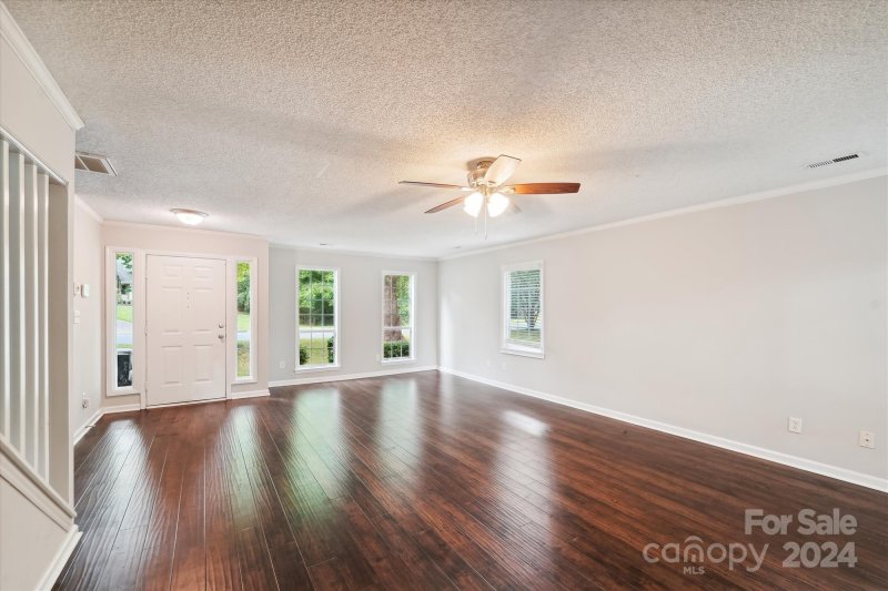 Property image 4 at 7825 Glencannon Drive, Charlotte, NC 28227