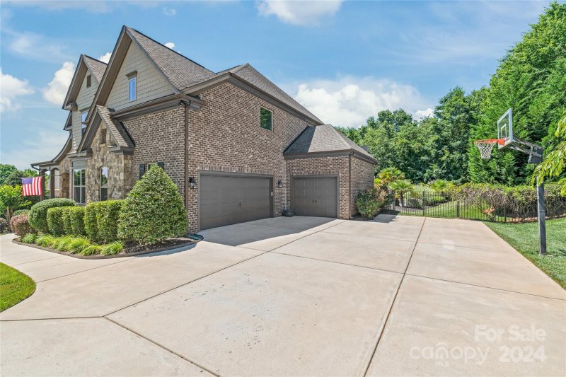 Property image 4 at 112 Overlook Ridge Lane, Davidson, NC 28036