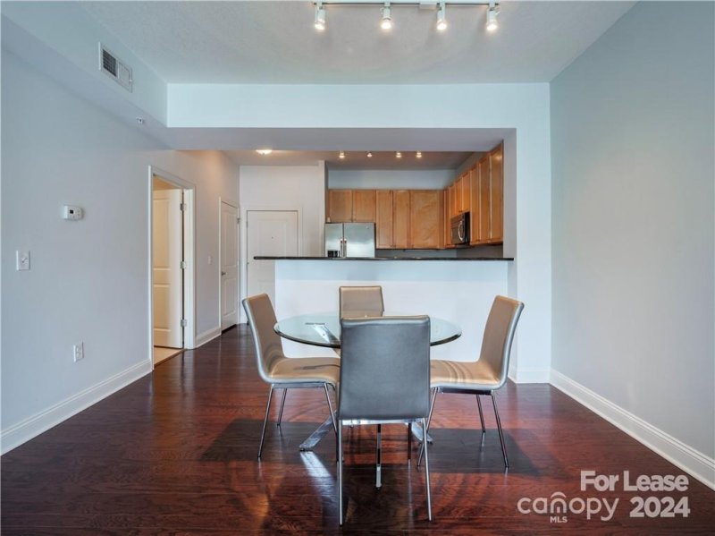 Property image 3 at 721 Governor Morrison Street, Charlotte, NC 28211