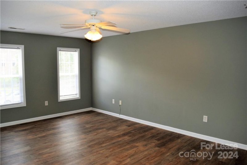 Property image 2 at 113 Steam Engine Drive, Mooresville, NC 28115