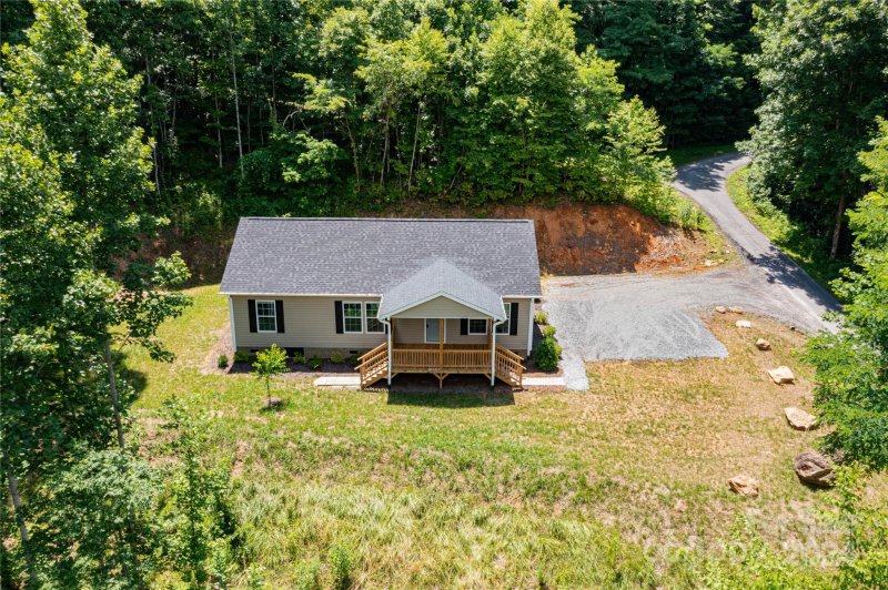 Property image 4 at 1001 Safari Drive, Sylva, NC 28779