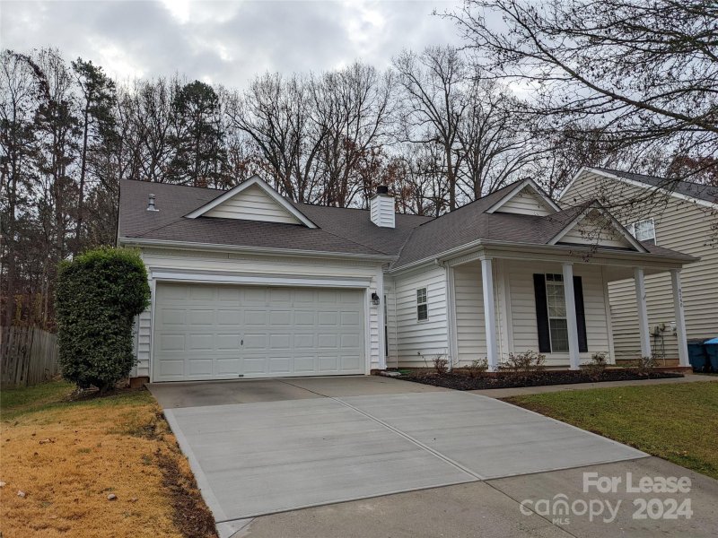 8240 Chatham Oaks Drive