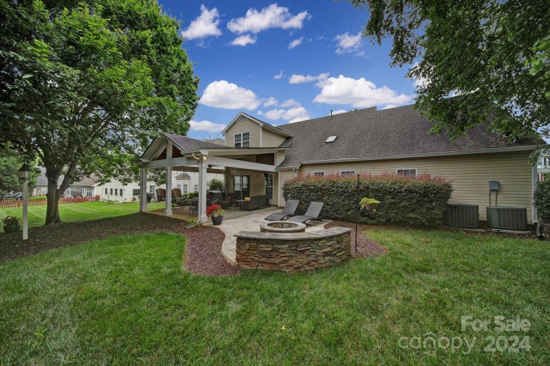 Property image 2 at 17333 Baldwin Hall Drive, Charlotte, NC 28277