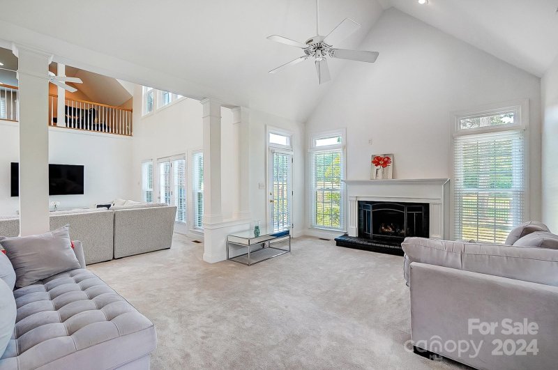 Property image 4 at 814 Pine Forest Road, Charlotte, NC 28214