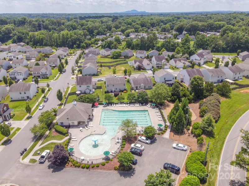 Property image 3 at 1724 Eastway Drive, Dallas, NC 28034