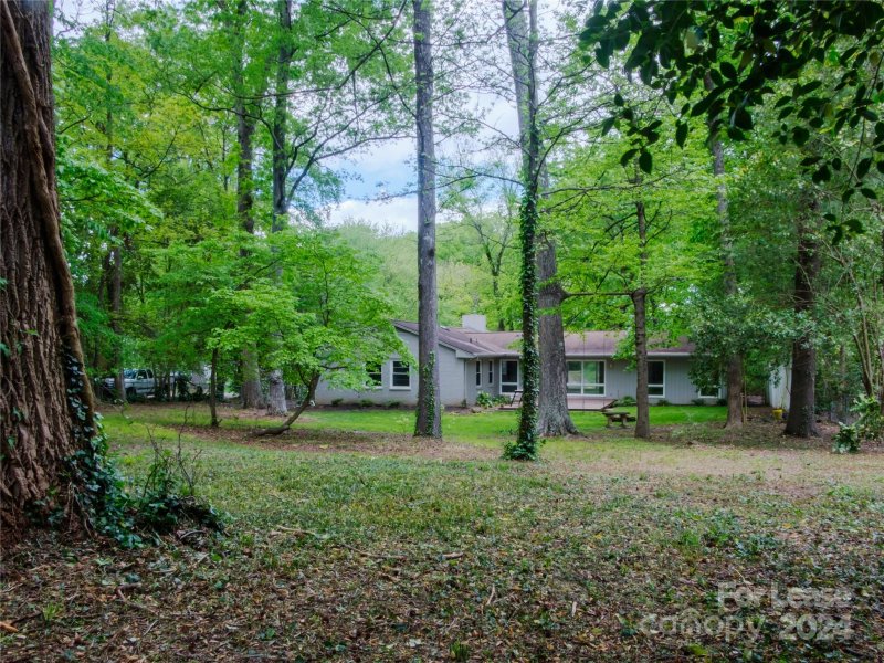 Property image 4 at 1123 Lynbrook Drive, Charlotte, NC 28211
