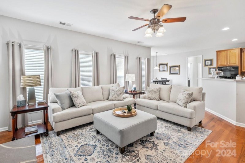 Property image 5 at 136 Pecan Hills Drive, Mooresville, NC 28115