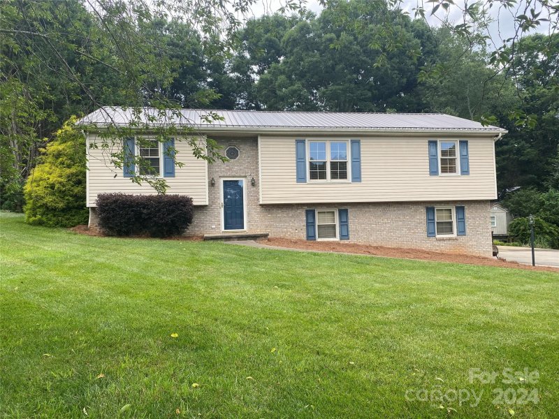 206 Timber Ridge Drive