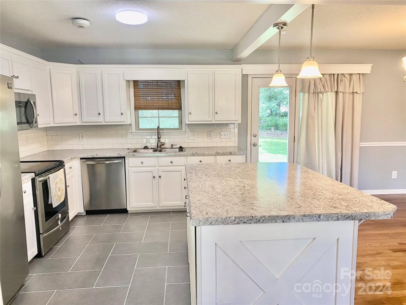 Property image 4 at 206 Timber Ridge Drive, Lenoir, NC 28645