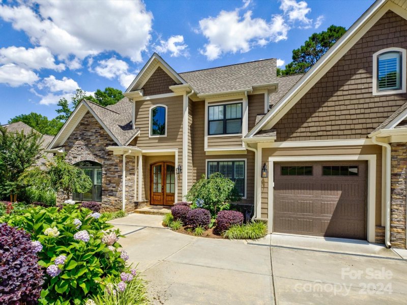 Property image 2 at 672 Portpatrick Place, Fort Mill, SC 29708