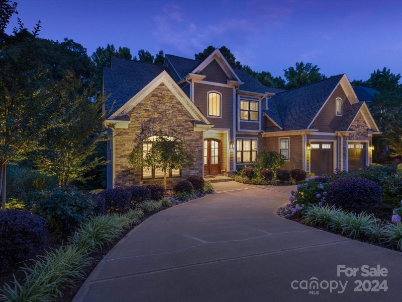 Property image 4 at 672 Portpatrick Place, Fort Mill, SC 29708