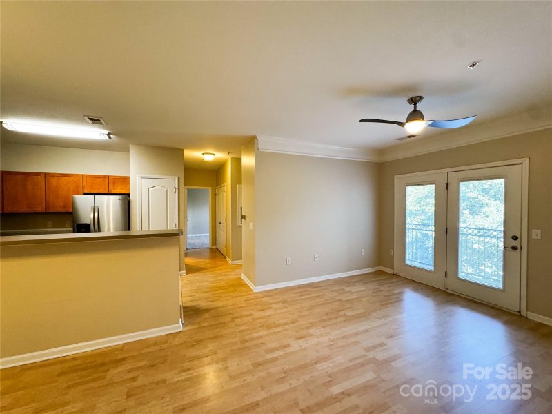 Property image 3 at 136 Appeldoorn Circle, Asheville, NC 28803