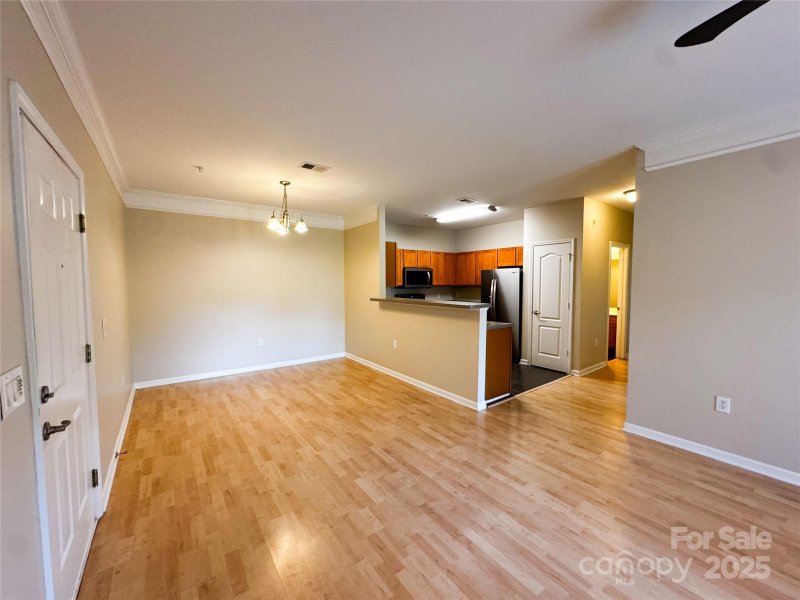 Property image 4 at 136 Appeldoorn Circle, Asheville, NC 28803