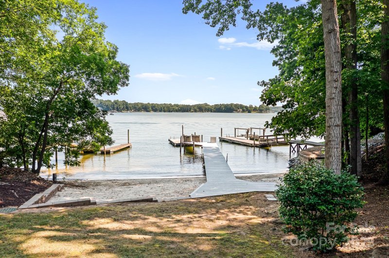 Property image 2 at 9612 Riviera Drive, Sherrills Ford, NC 28673