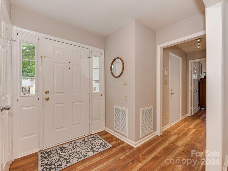 Property image 3 at 301 Foxfield Lane, Matthews, NC 28105
