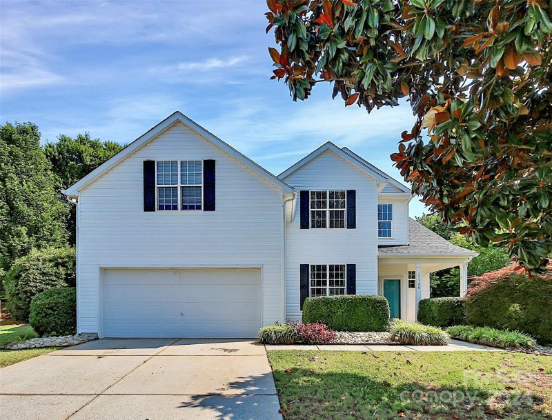 Property image 3 at 13320 Emerald Branch Lane, Charlotte, NC 28273