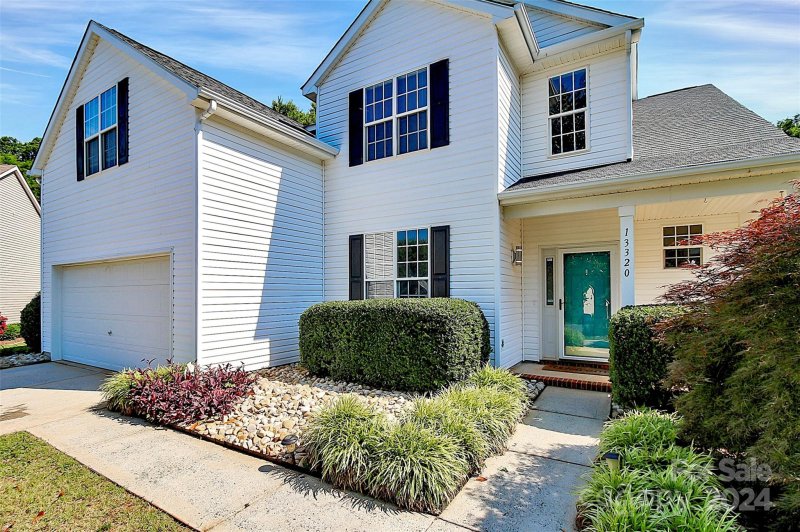 Property image 4 at 13320 Emerald Branch Lane, Charlotte, NC 28273