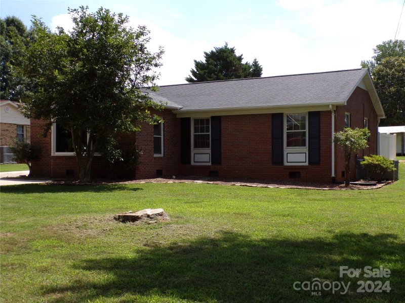 Property image 3 at 1404 County Home Road, Conover, NC 28613