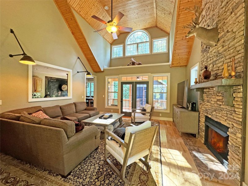 Property image 2 at 280 Bear River Lodge Trail, Marshall, NC 28753