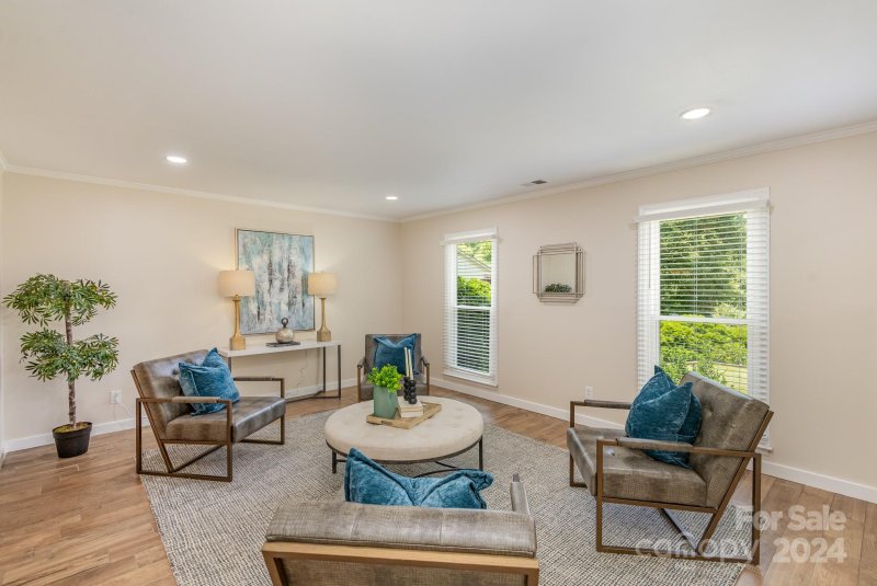 Property image 4 at 6201 Oak Glen Lane, Charlotte, NC 28277