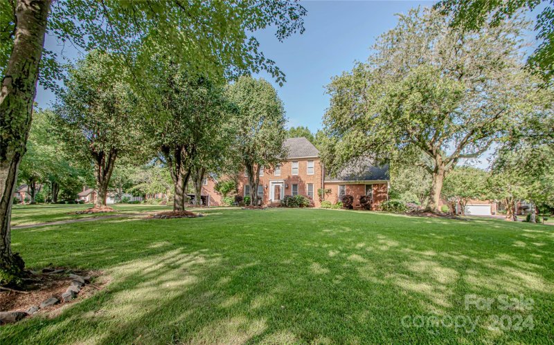 Property image 3 at 6325 Dovefield Road, Charlotte, NC 28277
