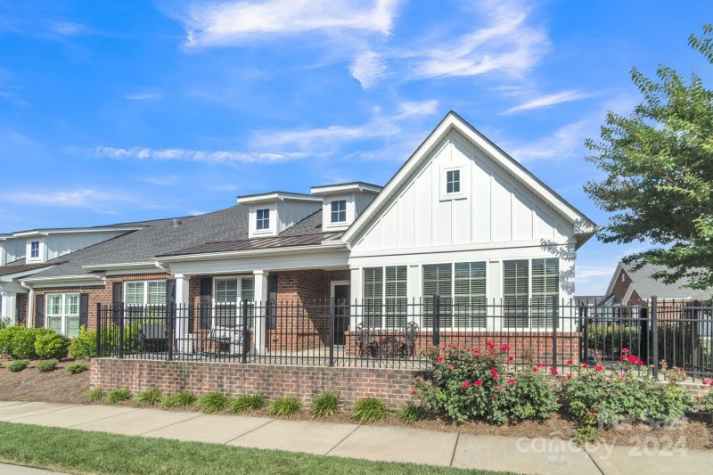 Property image 2 at 113 Adelaide Way, Rock Hill, SC 29732