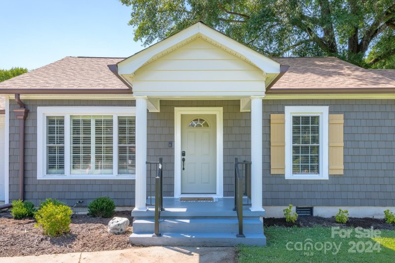 Property image 3 at 237 South Circle Drive, Concord, NC 28027