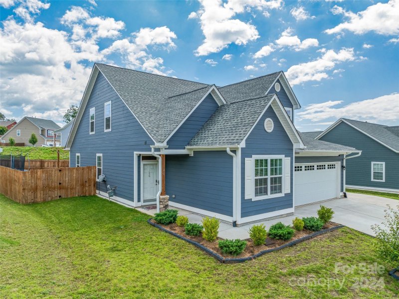 Property image 2 at 26 Lyndon Circle, Arden, NC 28704