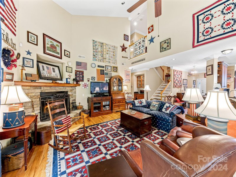 Property image 5 at 231 Towne Place Drive, Hendersonville, NC 28792