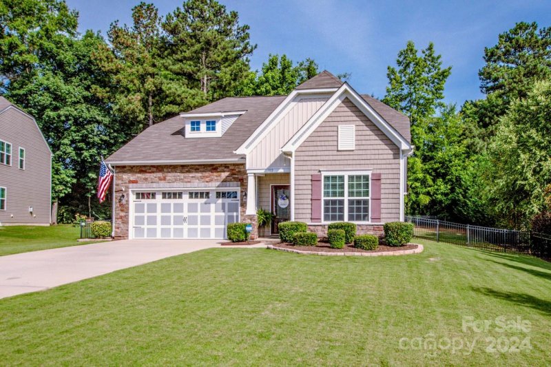 Property image 2 at 112 Holly Oak Way, Mooresville, NC 28115