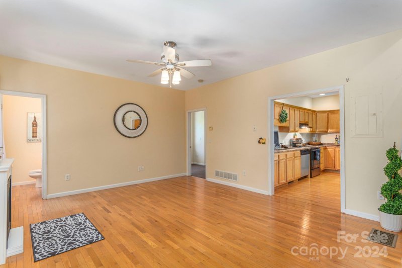 Property image 4 at 31 Grove Garden Avenue, Candler, NC 28715