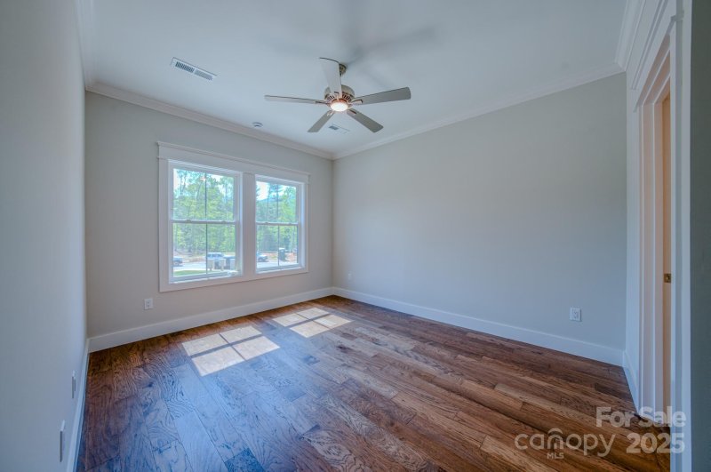 Property image 3 at 167 Collin Place, Asheville, NC 28804