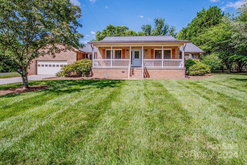 Property image 4 at 150 Canterbury Place Road, Mooresville, NC 28115