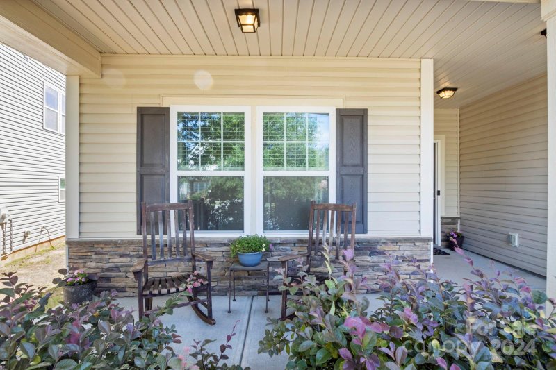 Property image 3 at 109 Fesperman Circle, Troutman, NC 28166