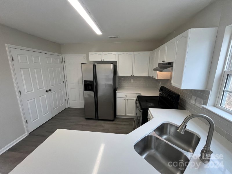 Property image 3 at 2843 Longspur Drive, Matthews, NC 28105