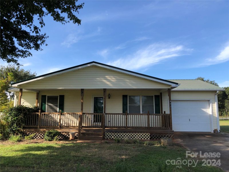 902 Lyndsey Brooke Court