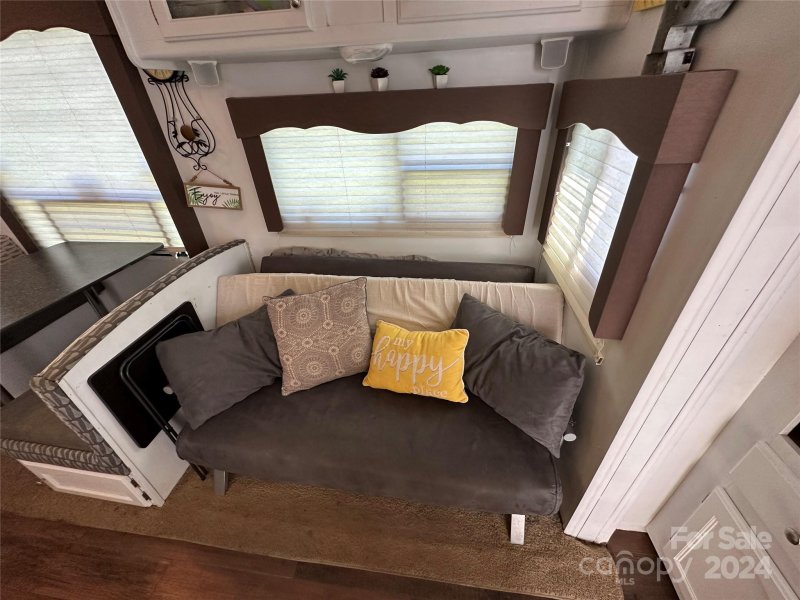 Property image 5 of 332 Mount View Lane in Badin Shores Resort, New London, NC 28127