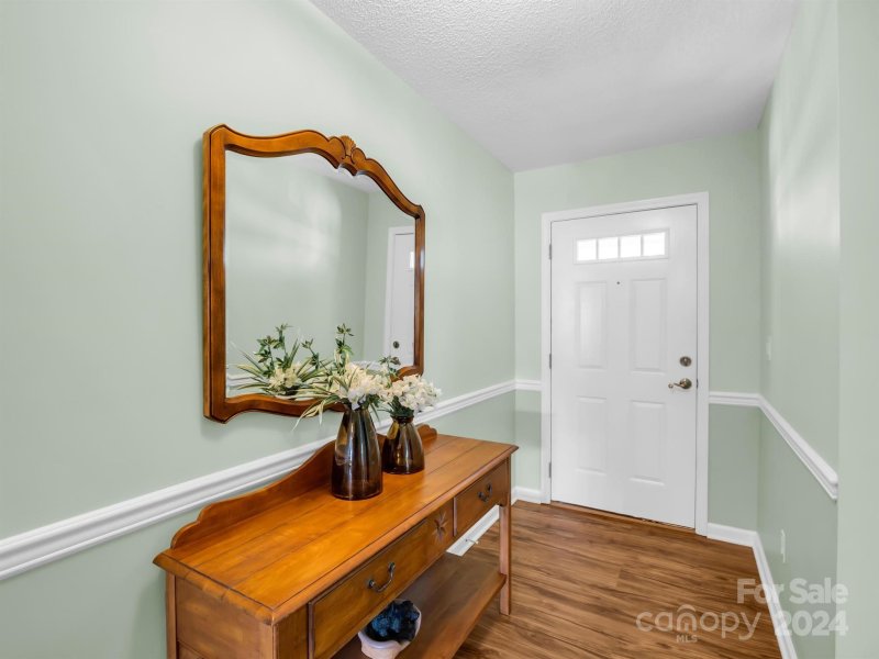 Property image 3 at 27 Gray Wolf Lane, Hendersonville, NC 28792