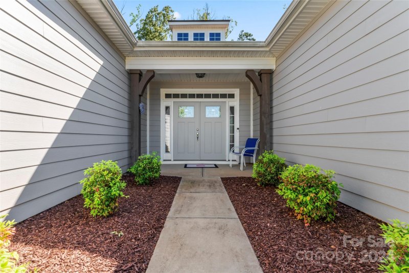 Property image 3 at 167 Blueview Road, Mooresville, NC 28117