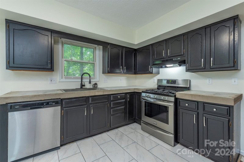 Property image 4 at 39 Foxberry Drive, Arden, NC 28704