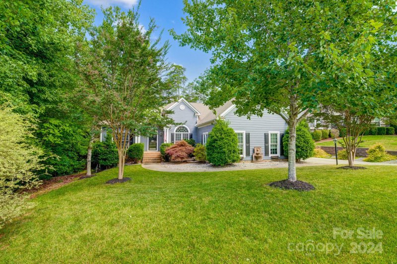 Property image 2 at 4089 Harmattan Drive, Denver, NC 28037