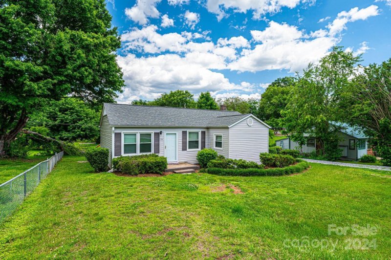 Property image 3 at 150 34th Street, Hickory, NC 28601