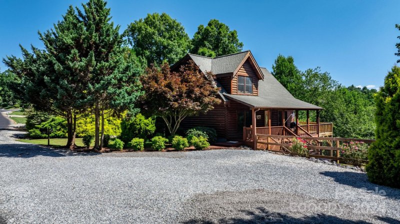 Property image 2 at 582 Hidden Lake Parkway, Nebo, NC 28761