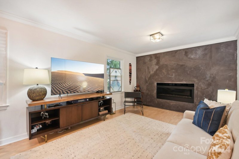 Property image 3 at 5900 Colchester Place, Charlotte, NC 28210