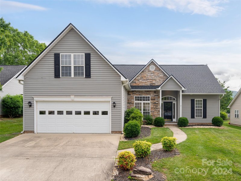 Property image 3 at 107 Farm Valley Road, Fletcher, NC 28732