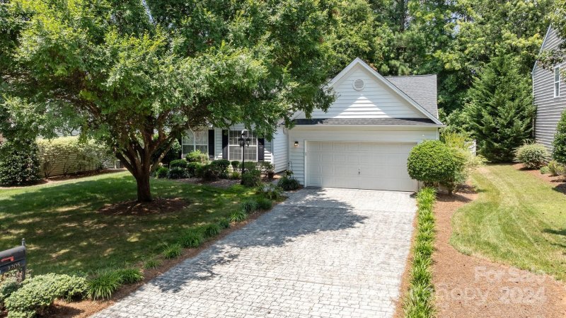 Property image 5 at 1205 E Arrow Lake Court, Fort Mill, SC 29707