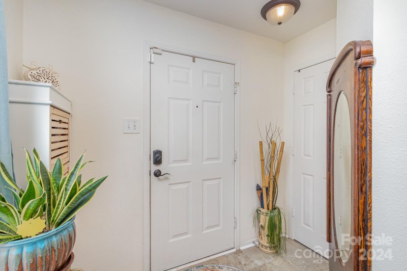 Property image 4 at 831 Swearngan Ridge Court, Charlotte, NC 28216