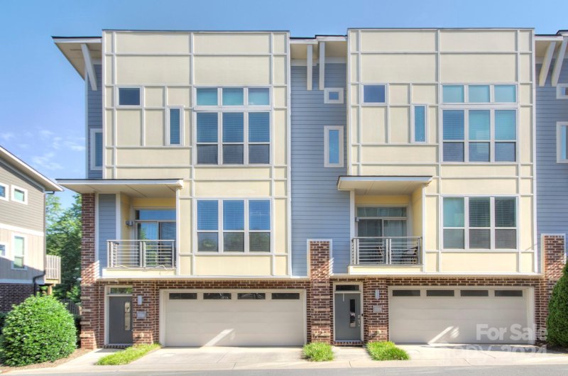 Property image 2 at 3331 Bessemer Street, Charlotte, NC 28205