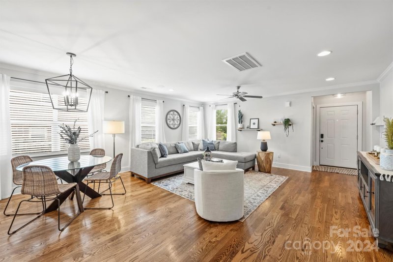 Property image 5 at 3135 Shenandoah Avenue, Charlotte, NC 28205